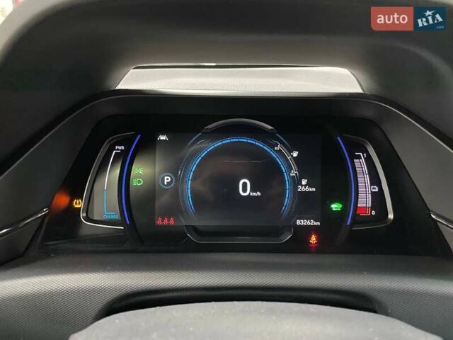 Белый Хендай Ioniq, объемом двигателя 0 л и пробегом 82 тыс. км за 16490 $, фото 25 на Automoto.ua