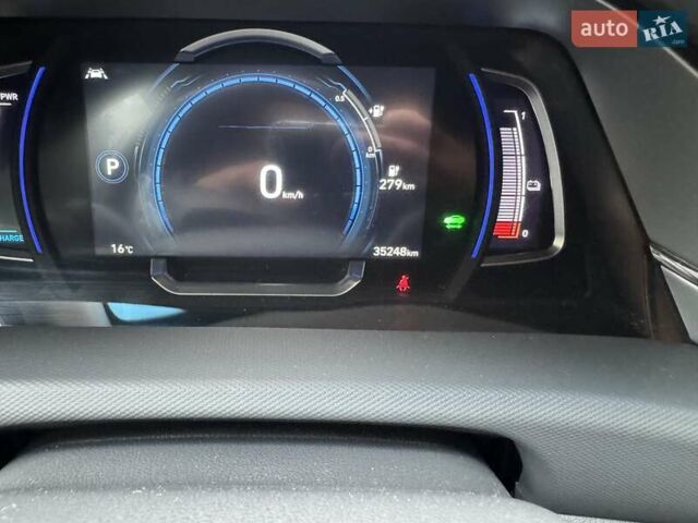 Білий Хендай Ioniq, об'ємом двигуна 0 л та пробігом 34 тис. км за 16777 $, фото 19 на Automoto.ua