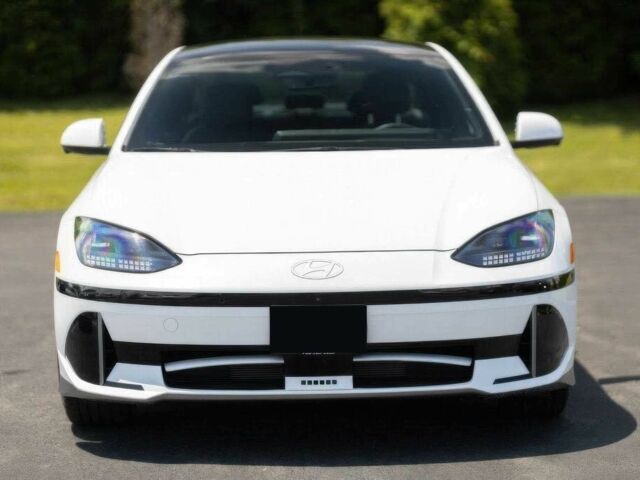Белый Хендай Ioniq, объемом двигателя 0 л и пробегом 23 тыс. км за 9500 $, фото 1 на Automoto.ua