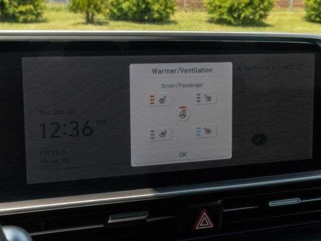 Белый Хендай Ioniq, объемом двигателя 0 л и пробегом 23 тыс. км за 9500 $, фото 11 на Automoto.ua