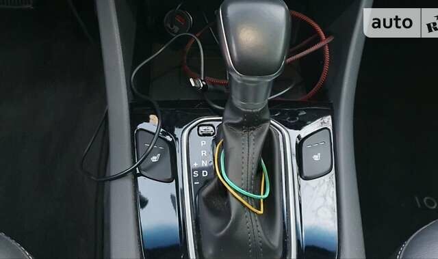 Чорний Хендай Ioniq, об'ємом двигуна 1.58 л та пробігом 96 тис. км за 16500 $, фото 23 на Automoto.ua