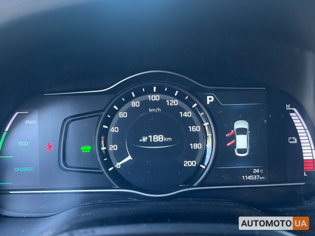 Черный Хендай Ioniq, объемом двигателя 28 л и пробегом 115 тыс. км за 15190 $, фото 16 на Automoto.ua