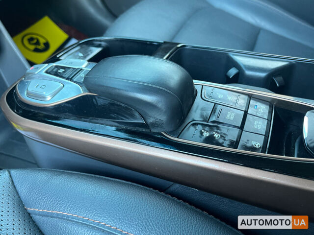 Черный Хендай Ioniq, объемом двигателя 28 л и пробегом 115 тыс. км за 15190 $, фото 20 на Automoto.ua