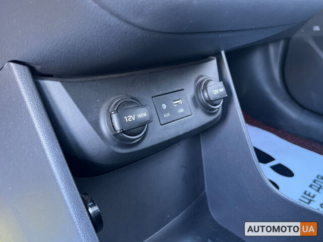 Черный Хендай Ioniq, объемом двигателя 28 л и пробегом 115 тыс. км за 15190 $, фото 19 на Automoto.ua