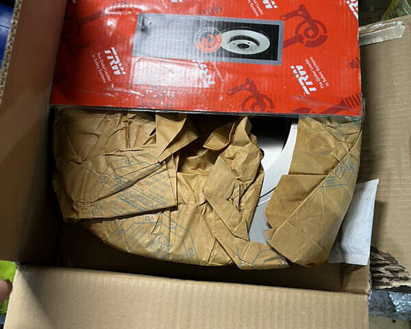 Хендай Ioniq 2017 в Житомире на Automoto.ua Черный Хендай Ioniq, объемом двигателя 0 л и пробегом 193 тыс. км за 12500 $, фото 15 на Automoto.ua