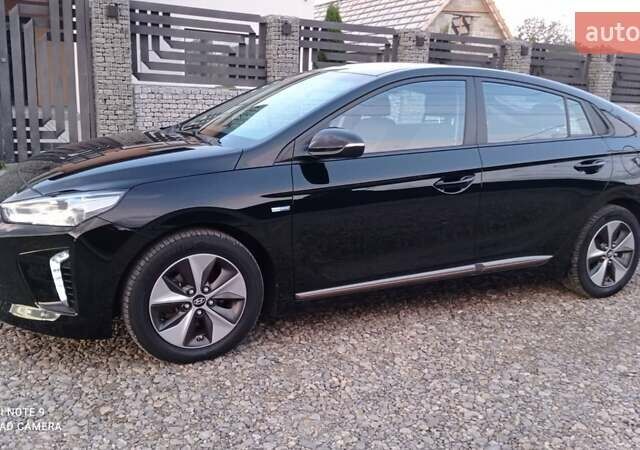 Черный Хендай Ioniq, объемом двигателя 0 л и пробегом 109 тыс. км за 12150 $, фото 1 на Automoto.ua