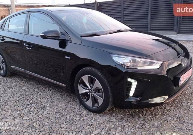 Черный Хендай Ioniq, объемом двигателя 0 л и пробегом 109 тыс. км за 12150 $, фото 15 на Automoto.ua