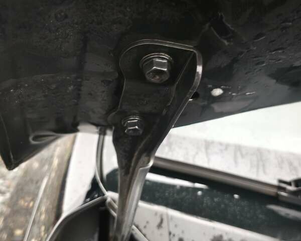 Чорний Хендай Ioniq, об'ємом двигуна 0 л та пробігом 98 тис. км за 13250 $, фото 52 на Automoto.ua