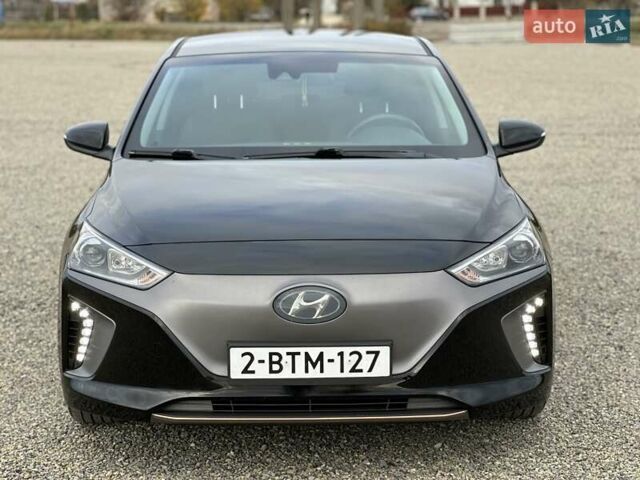 Черный Хендай Ioniq, объемом двигателя 0 л и пробегом 122 тыс. км за 11999 $, фото 25 на Automoto.ua