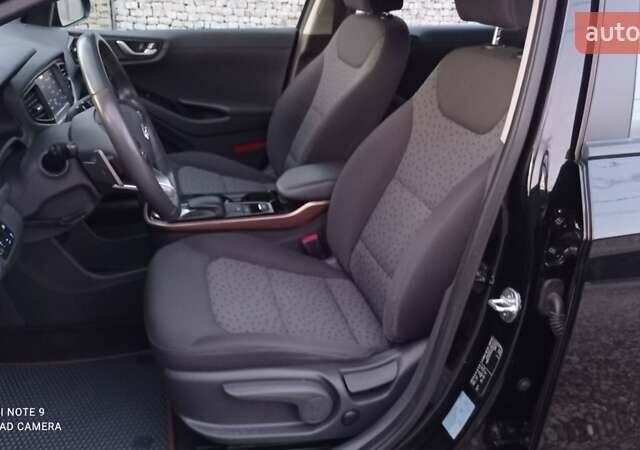 Черный Хендай Ioniq, объемом двигателя 0 л и пробегом 109 тыс. км за 12150 $, фото 21 на Automoto.ua