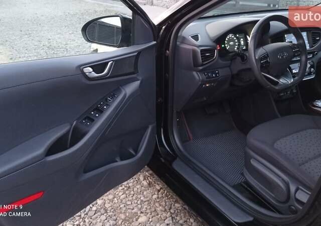 Черный Хендай Ioniq, объемом двигателя 0 л и пробегом 109 тыс. км за 12150 $, фото 19 на Automoto.ua