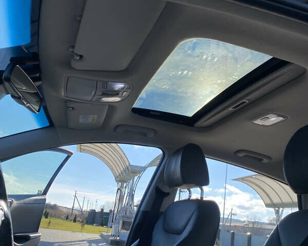 Черный Хендай Ioniq, объемом двигателя 0 л и пробегом 128 тыс. км за 12200 $, фото 24 на Automoto.ua