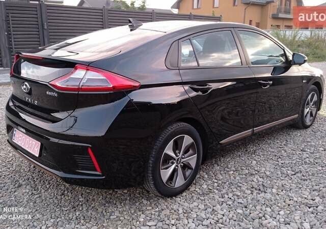 Черный Хендай Ioniq, объемом двигателя 0 л и пробегом 109 тыс. км за 12150 $, фото 11 на Automoto.ua