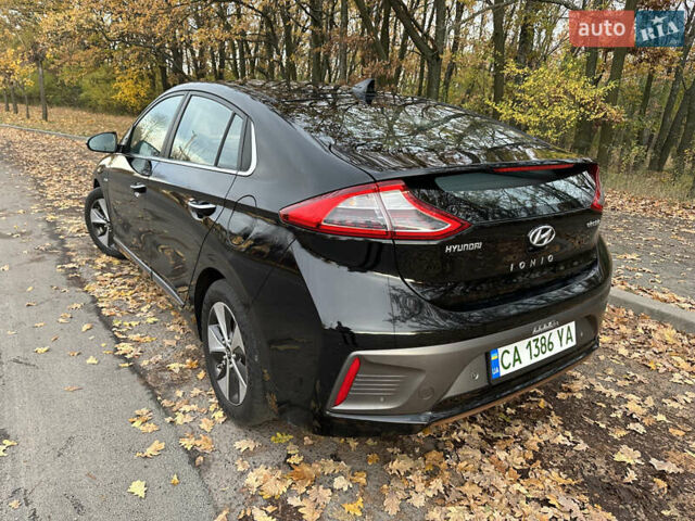 Черный Хендай Ioniq, объемом двигателя 0 л и пробегом 147 тыс. км за 12900 $, фото 6 на Automoto.ua