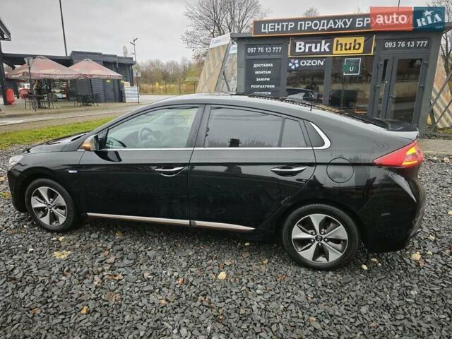 Черный Хендай Ioniq, объемом двигателя 0 л и пробегом 99 тыс. км за 12950 $, фото 7 на Automoto.ua