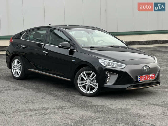 Чорний Хендай Ioniq, об'ємом двигуна 0 л та пробігом 103 тис. км за 12900 $, фото 29 на Automoto.ua