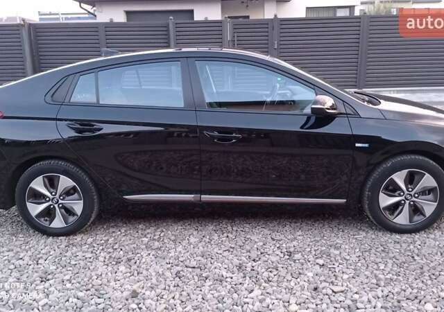Черный Хендай Ioniq, объемом двигателя 0 л и пробегом 109 тыс. км за 12150 $, фото 13 на Automoto.ua