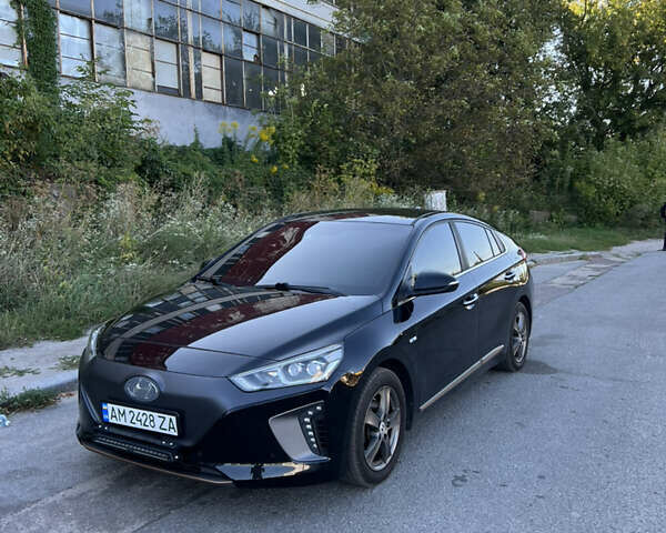 Хендай Ioniq 2017 в Житомире на Automoto.ua Черный Хендай Ioniq, объемом двигателя 0 л и пробегом 193 тыс. км за 12500 $, фото 18 на Automoto.ua