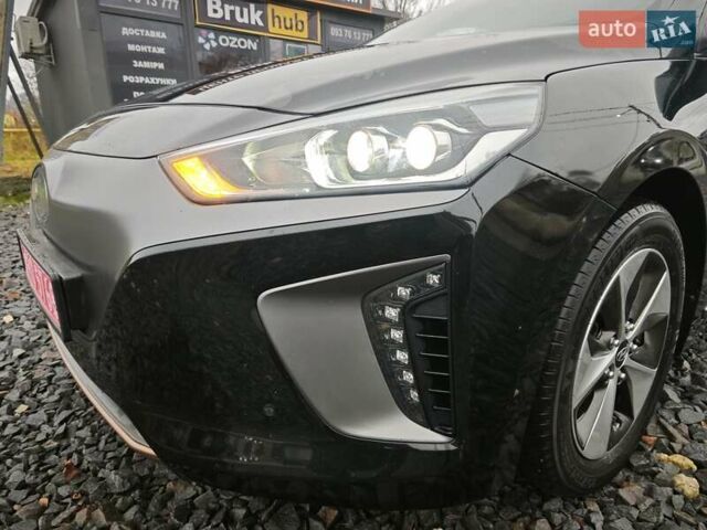 Чорний Хендай Ioniq, об'ємом двигуна 0 л та пробігом 98 тис. км за 13250 $, фото 18 на Automoto.ua