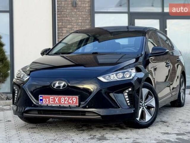 Черный Хендай Ioniq, объемом двигателя 0 л и пробегом 105 тыс. км за 12150 $, фото 9 на Automoto.ua