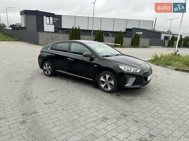Хендай Ioniq 2017 в Львове на Automoto.ua Черный Хендай Ioniq, объемом двигателя 0 л и пробегом 110 тыс. км за 13300 $, фото 16 на Automoto.ua