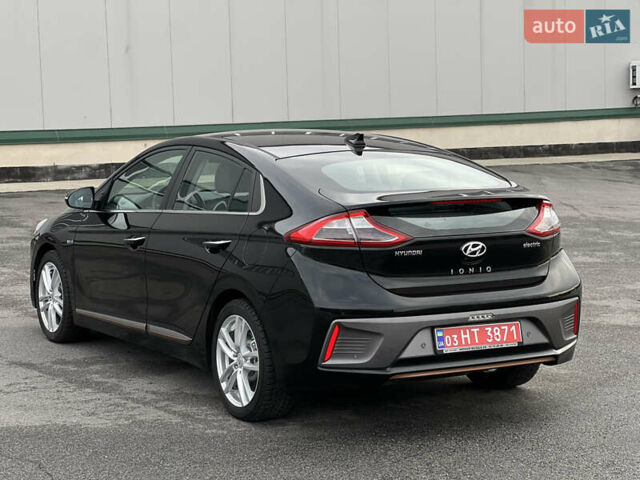 Чорний Хендай Ioniq, об'ємом двигуна 0 л та пробігом 103 тис. км за 12900 $, фото 11 на Automoto.ua