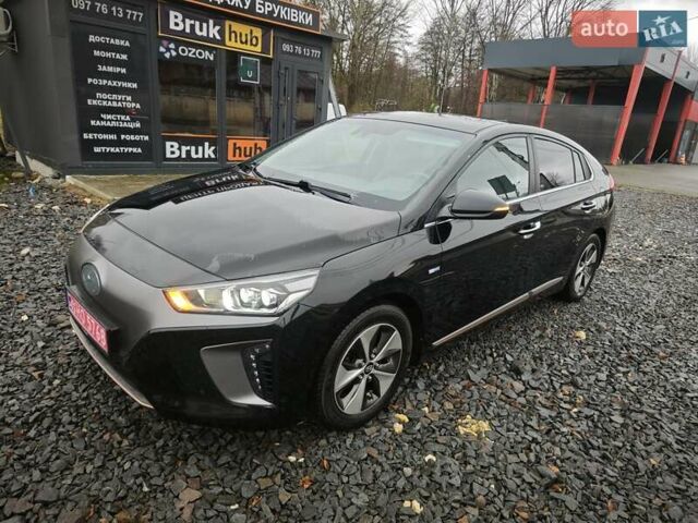 Черный Хендай Ioniq, объемом двигателя 0 л и пробегом 99 тыс. км за 12950 $, фото 4 на Automoto.ua