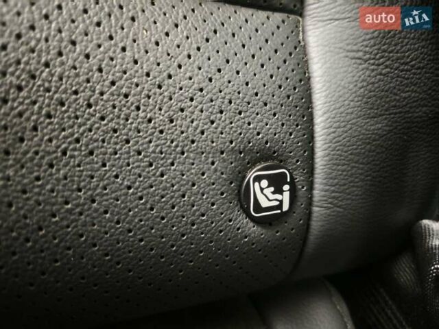 Чорний Хендай Ioniq, об'ємом двигуна 0 л та пробігом 98 тис. км за 13250 $, фото 40 на Automoto.ua