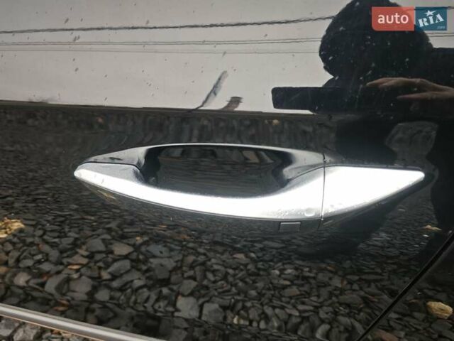 Чорний Хендай Ioniq, об'ємом двигуна 0 л та пробігом 98 тис. км за 13250 $, фото 23 на Automoto.ua