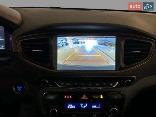 Черный Хендай Ioniq, объемом двигателя 0 л и пробегом 89 тыс. км за 12934 $, фото 5 на Automoto.ua