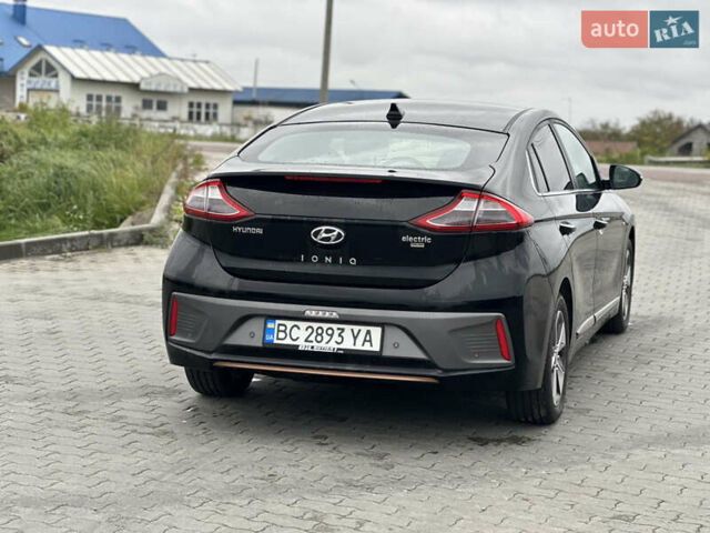 Хендай Ioniq 2017 в Львове на Automoto.ua Черный Хендай Ioniq, объемом двигателя 0 л и пробегом 110 тыс. км за 13300 $, фото 5 на Automoto.ua