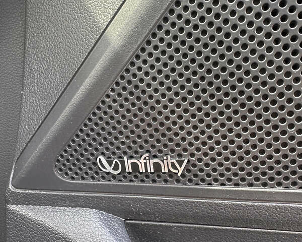 Черный Хендай Ioniq, объемом двигателя 0 л и пробегом 121 тыс. км за 12950 $, фото 27 на Automoto.ua