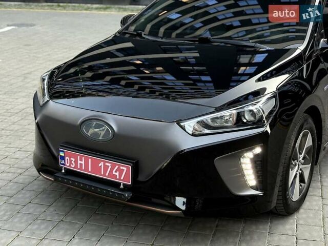Черный Хендай Ioniq, объемом двигателя 0 л и пробегом 91 тыс. км за 12800 $, фото 15 на Automoto.ua