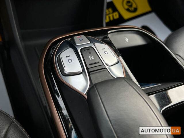 Черный Хендай Ioniq, объемом двигателя 28 л и пробегом 97 тыс. км за 13800 $, фото 16 на Automoto.ua