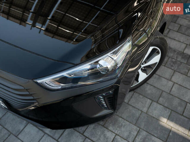 Чорний Хендай Ioniq, об'ємом двигуна 1.58 л та пробігом 53 тис. км за 15850 $, фото 54 на Automoto.ua