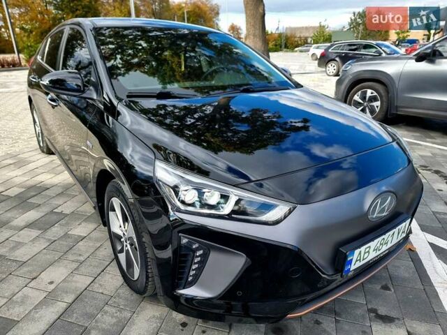 Хендай Ioniq 2018 у Вінниці на Automoto.ua Чорний Хендай Ioniq, об'ємом двигуна 0 л та пробігом 100 тис. км за 13999 $, фото 1 на Automoto.ua