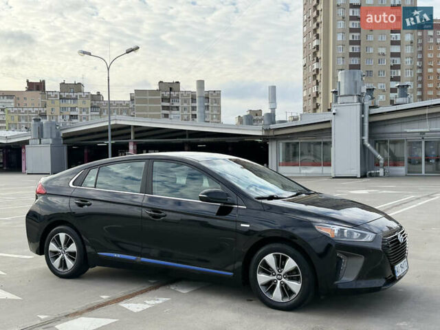 Черный Хендай Ioniq, объемом двигателя 1.6 л и пробегом 77 тыс. км за 15750 $, фото 17 на Automoto.ua