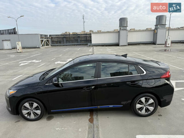 Черный Хендай Ioniq, объемом двигателя 1.6 л и пробегом 77 тыс. км за 15750 $, фото 72 на Automoto.ua