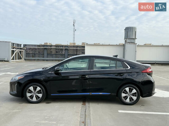 Черный Хендай Ioniq, объемом двигателя 1.6 л и пробегом 77 тыс. км за 15900 $, фото 86 на Automoto.ua