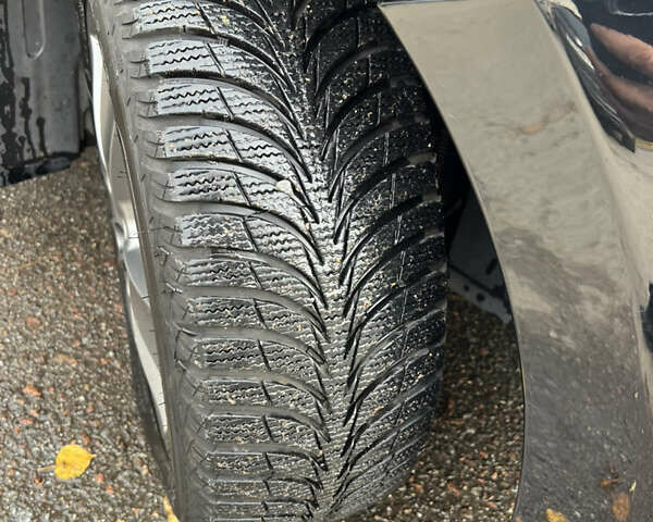 Чорний Хендай Ioniq, об'ємом двигуна 0 л та пробігом 91 тис. км за 14000 $, фото 7 на Automoto.ua