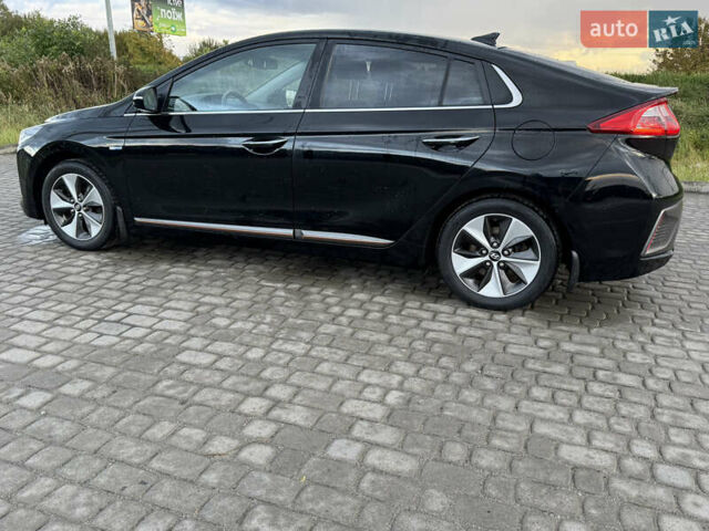 Черный Хендай Ioniq, объемом двигателя 0 л и пробегом 145 тыс. км за 12499 $, фото 28 на Automoto.ua