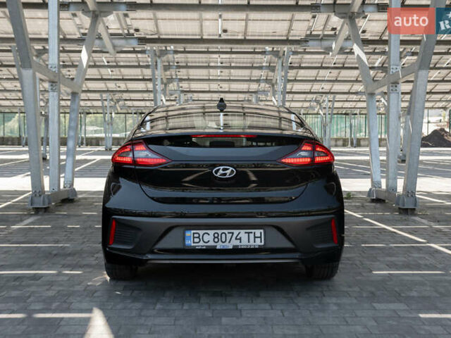 Чорний Хендай Ioniq, об'ємом двигуна 1.58 л та пробігом 53 тис. км за 15850 $, фото 1 на Automoto.ua