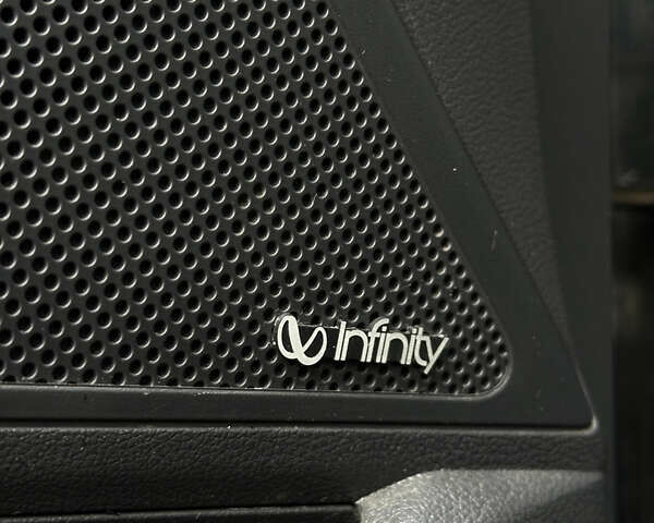 Черный Хендай Ioniq, объемом двигателя 0 л и пробегом 134 тыс. км за 13200 $, фото 15 на Automoto.ua