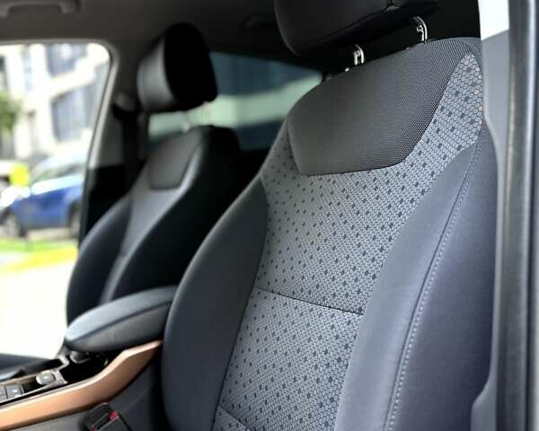 Черный Хендай Ioniq, объемом двигателя 0 л и пробегом 91 тыс. км за 12800 $, фото 48 на Automoto.ua