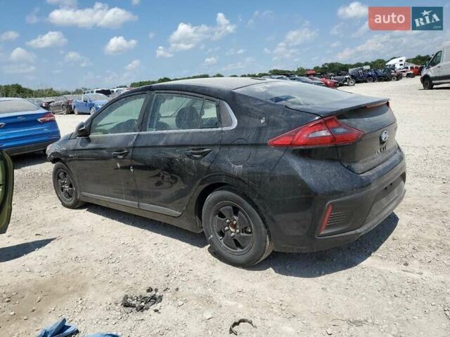 Черный Хендай Ioniq, объемом двигателя 1.58 л и пробегом 155 тыс. км за 2900 $, фото 1 на Automoto.ua