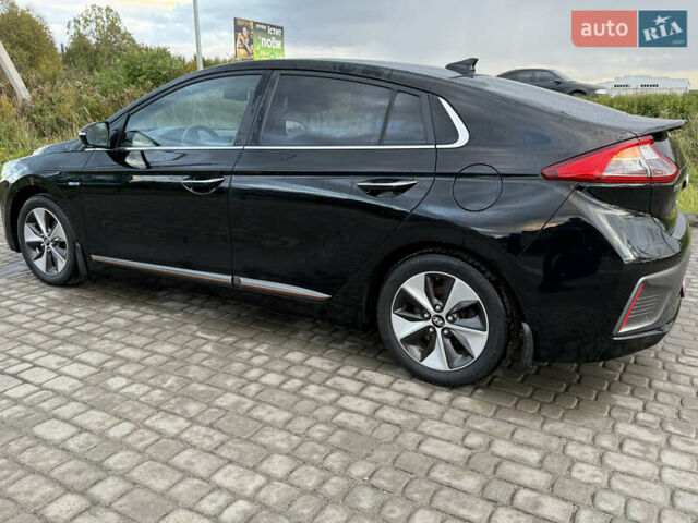Черный Хендай Ioniq, объемом двигателя 0 л и пробегом 145 тыс. км за 12499 $, фото 18 на Automoto.ua