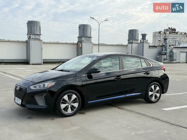 Черный Хендай Ioniq, объемом двигателя 1.6 л и пробегом 77 тыс. км за 15900 $, фото 85 на Automoto.ua