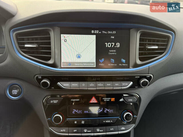 Черный Хендай Ioniq, объемом двигателя 1.6 л и пробегом 77 тыс. км за 15900 $, фото 43 на Automoto.ua