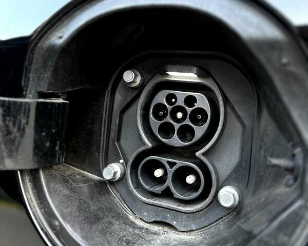 Черный Хендай Ioniq, объемом двигателя 0 л и пробегом 91 тыс. км за 12800 $, фото 37 на Automoto.ua