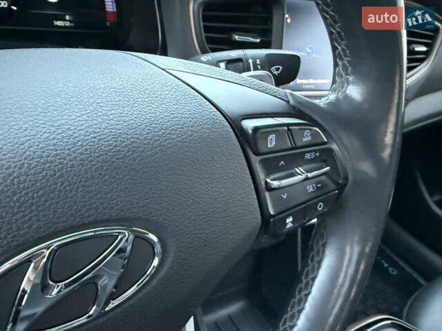 Черный Хендай Ioniq, объемом двигателя 0 л и пробегом 145 тыс. км за 12499 $, фото 53 на Automoto.ua